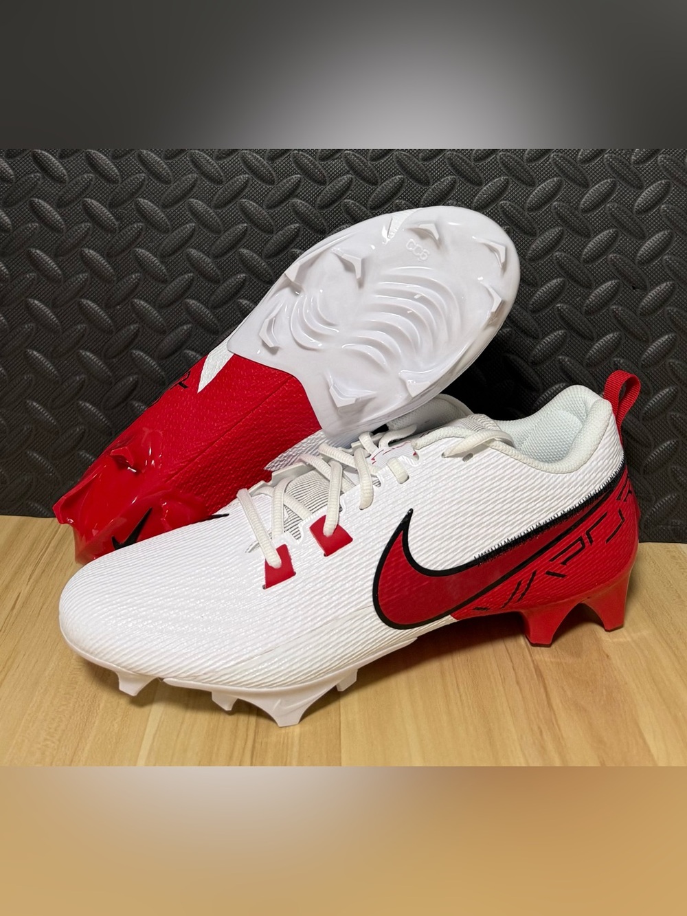 Nike Vapor Edge Speed 360 2 TB Football Cleats White Red FN7764-111 Mens Size 13
